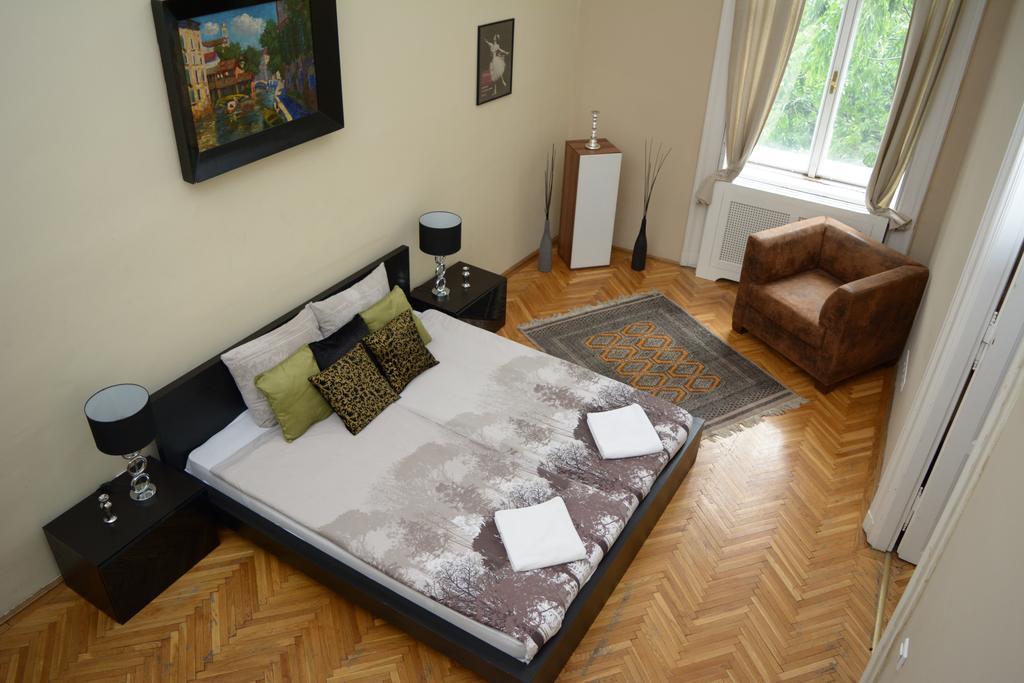 International Apartments Budapest Værelse billede