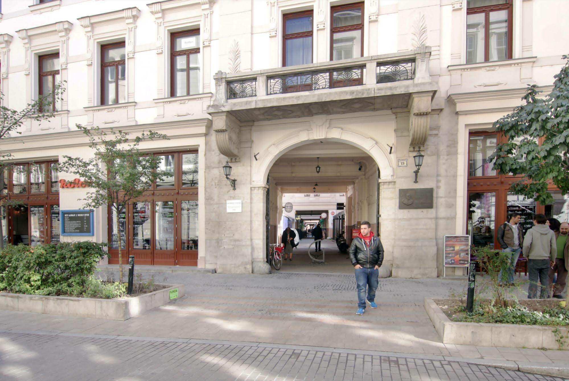 International Apartments Budapest Eksteriør billede